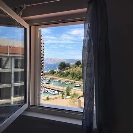 Sea View Apartman *